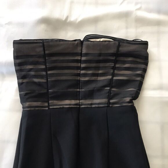 Misha Collection Black Strapless Mackenzie Flared Leg Jumpsuit NWOT - Picture 5 of 8